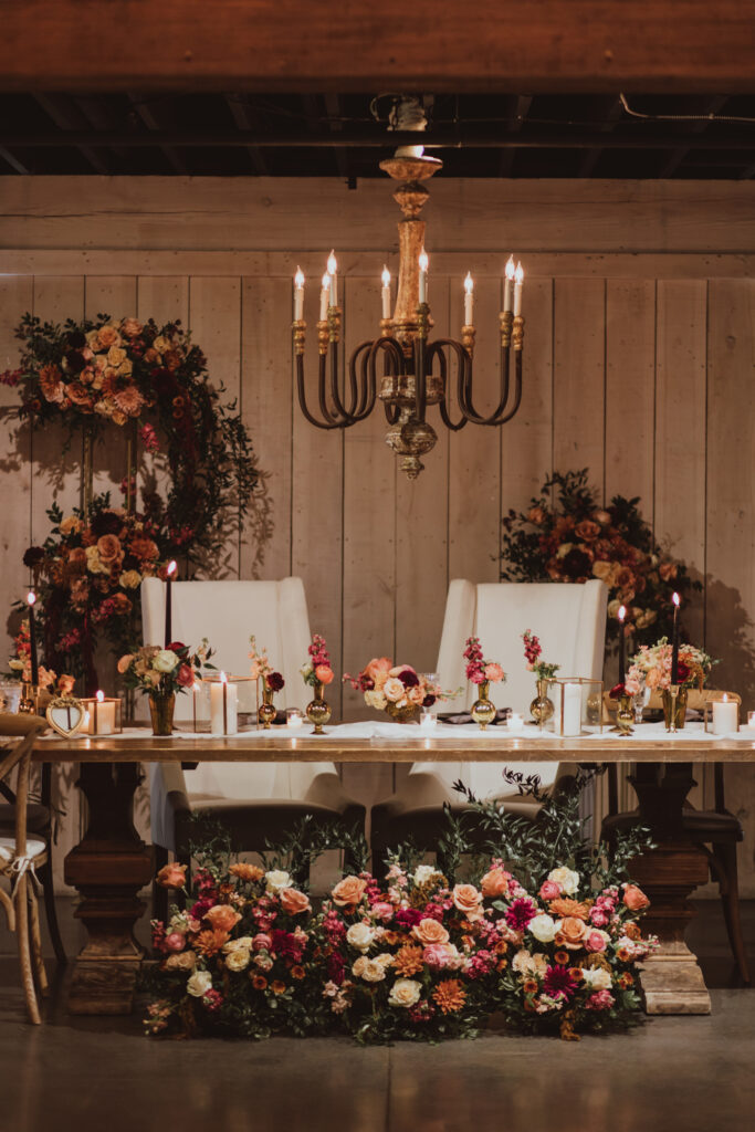 fall sweetheart table ideas