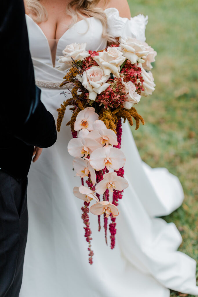 cascading winter wedding bouquet 