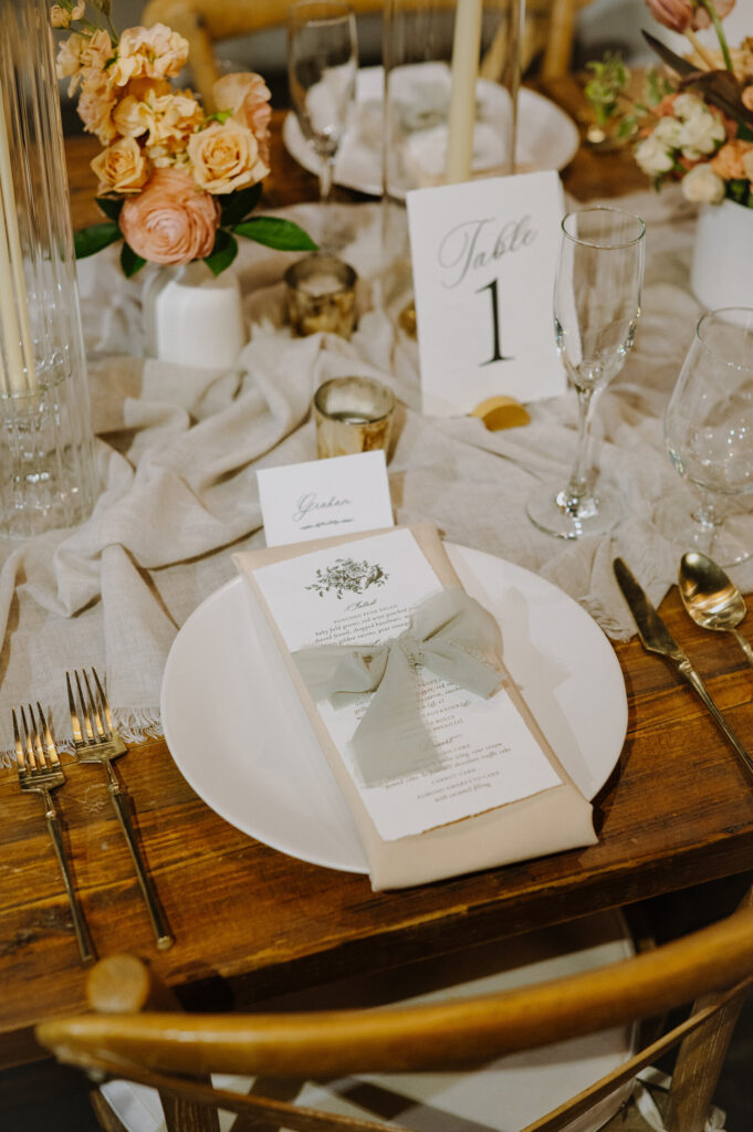wedding reception decor